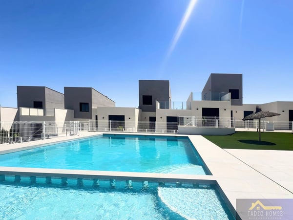 House in Los Brianes - view 1