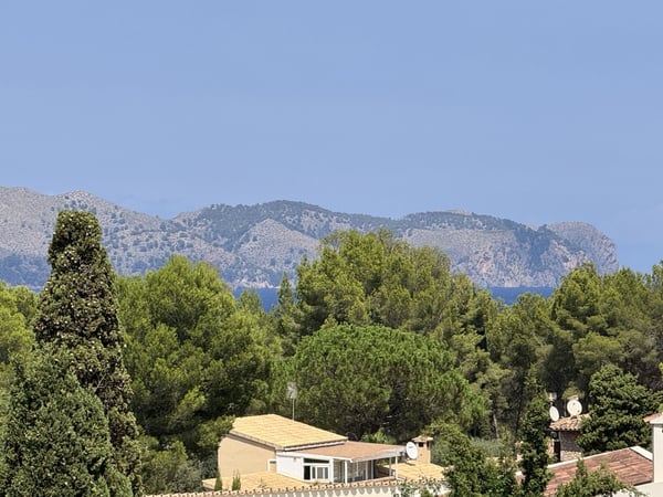 Villa in Alcudia - view 1