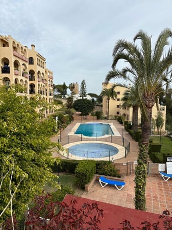 Apartment in Sitio de Calahonda - view 1