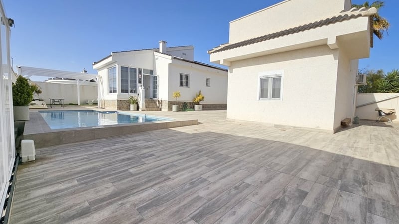 Villa in Ciudad Quesada - view 1