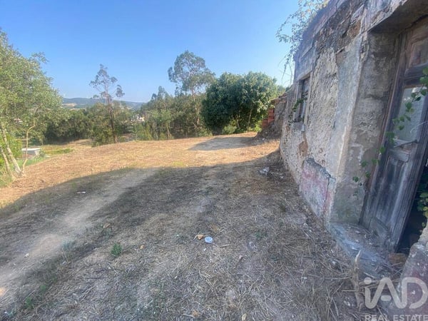 House in Maxial - view 1