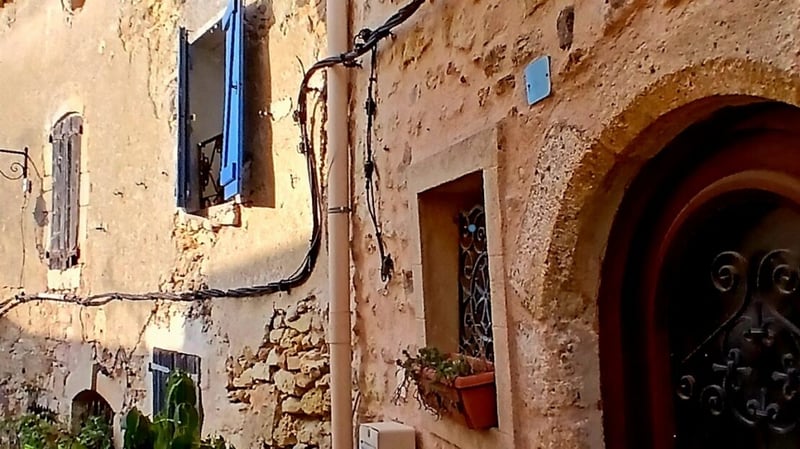 House in Roujan - view 1