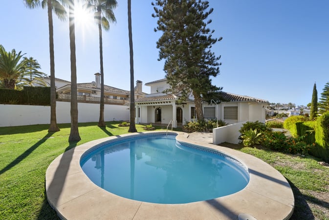 Villa in Mijas Costa - view 1