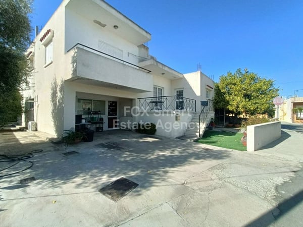 House in Nisou - view 1