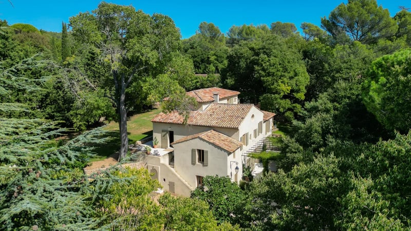 House in Aix-en-Provence - view 1