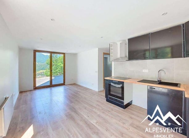 Apartment in Saint-Jean-d'Aulps - view 1