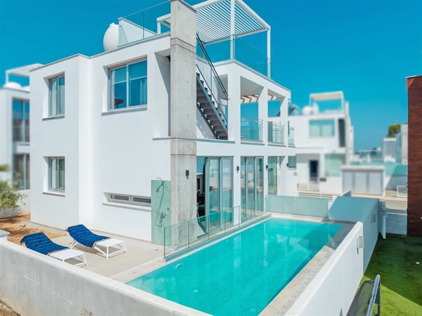 House in Pernera - view 1