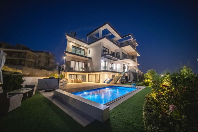 Apartment in Saint Paraskevi - view 1