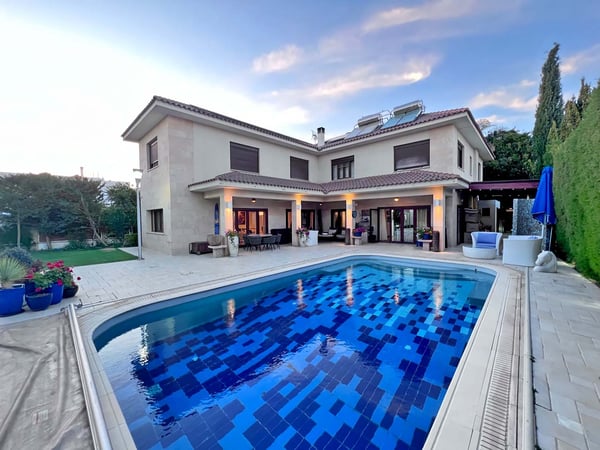 House in Egkomi - view 1