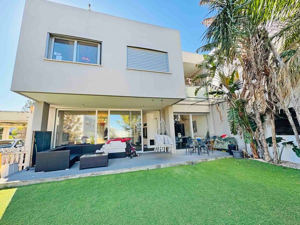 House in Agios Makarios - view 1