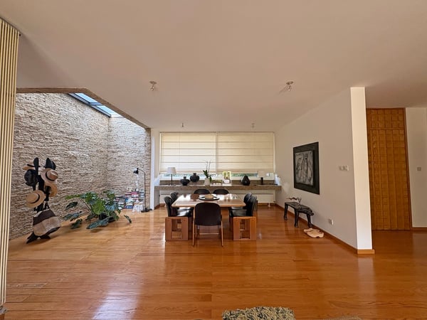 House in Ayioi Omoloyites - view 1