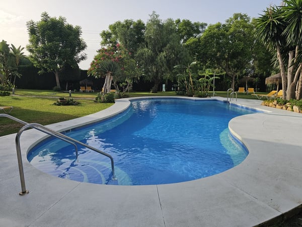 Apartment in Sitio de Calahonda - view 1