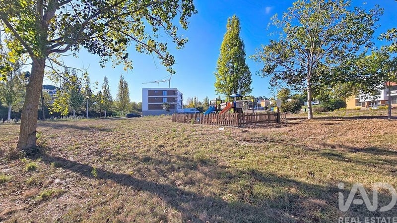 Apartment in Ramalhal - view 1