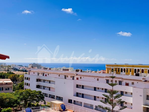 Apartment in La Caleta - view 1
