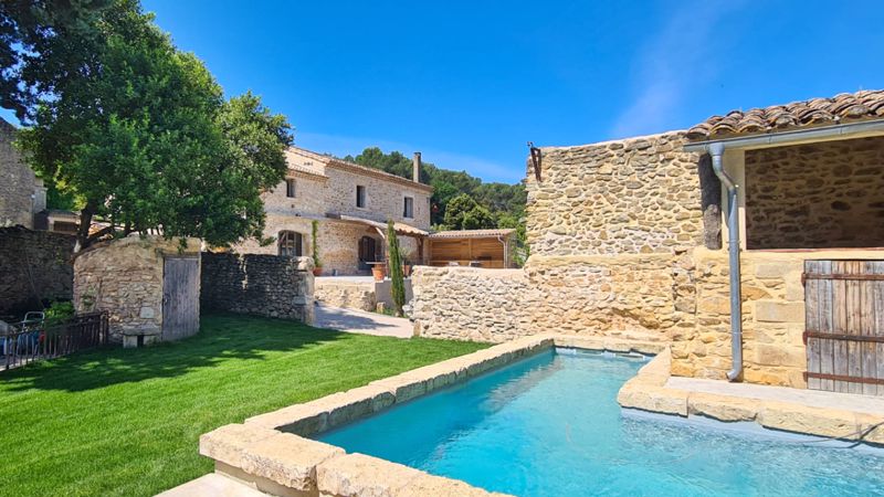 House in Uzes - view 1