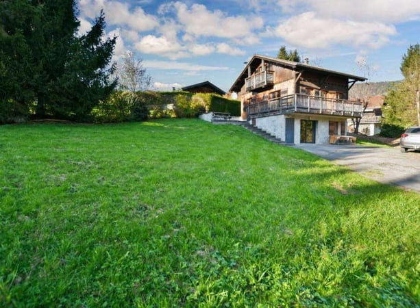 Villa in Araches-la-Frasse - view 1