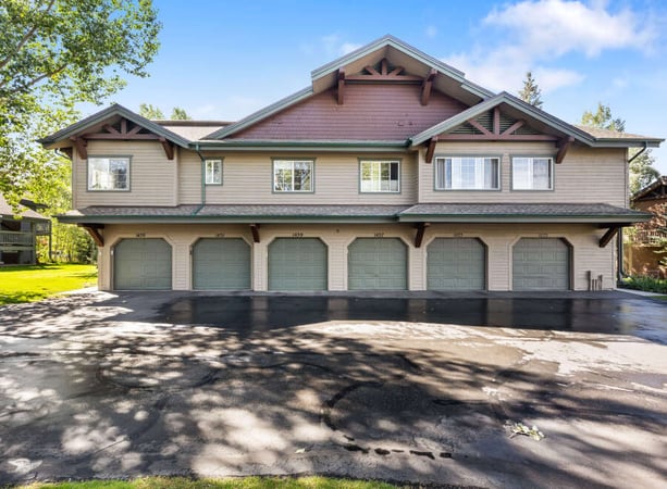 House in Steamboat II - view 1