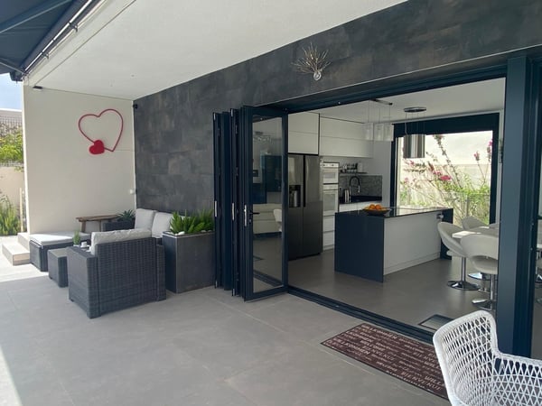 Villa in Polop - view 1