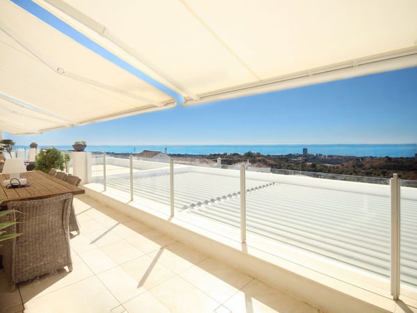 Apartment in Marbella - view 1