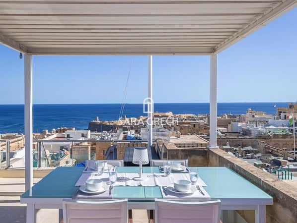 Penthouse in Valletta - view 1