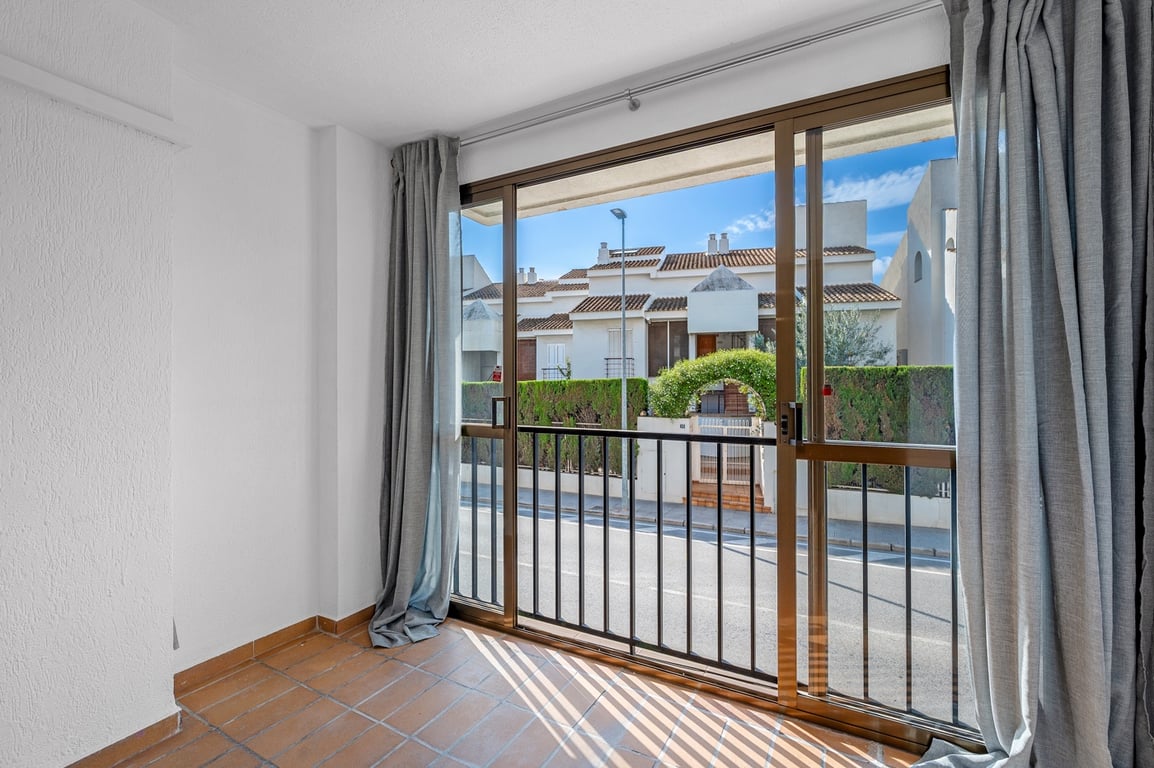 Apartment in Altea - Image 2