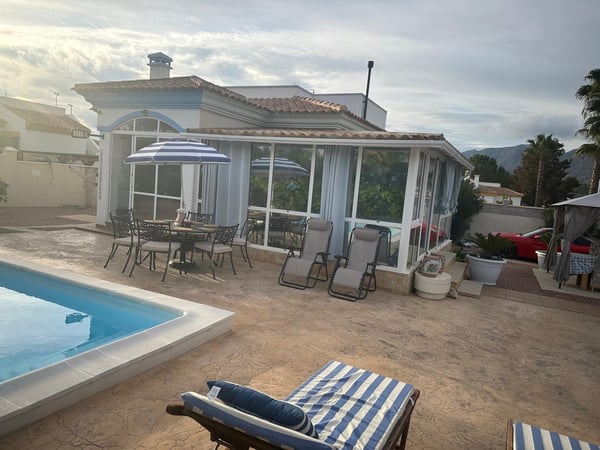 Villa in Tolomo - view 1