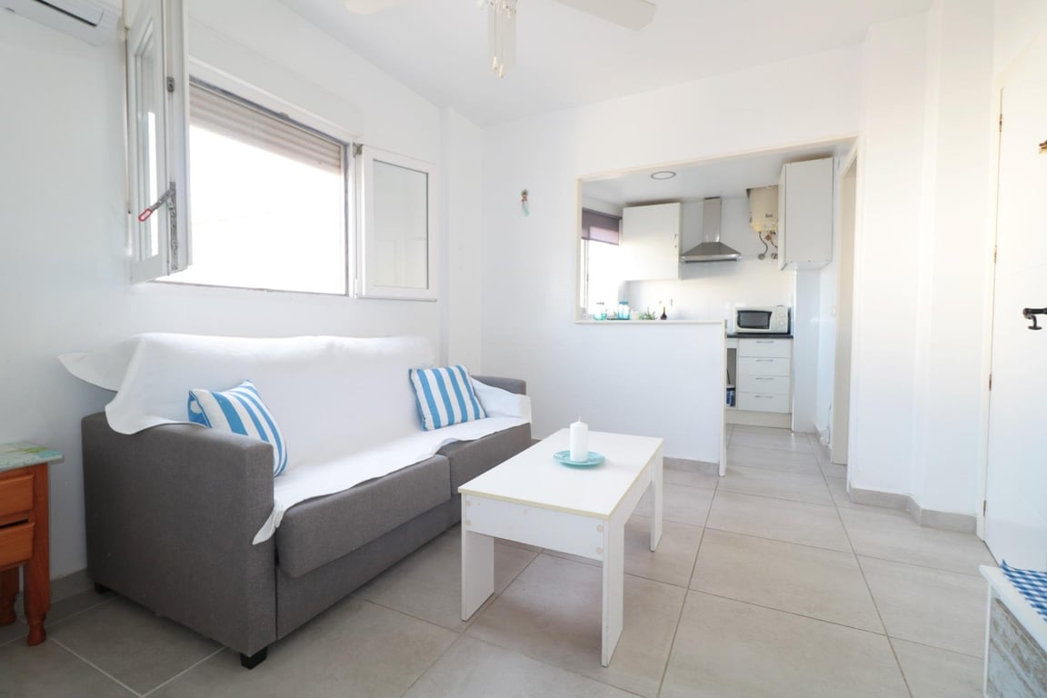 Apartment in Torrevieja - Image 3