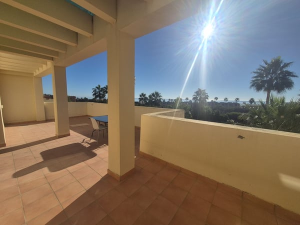 Apartment in Casares - view 1