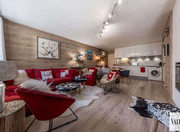 Apartment in Les Allues - view 1