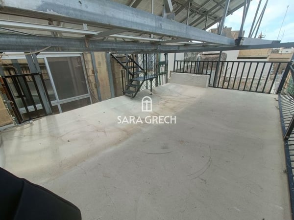 House in Qormi - view 1