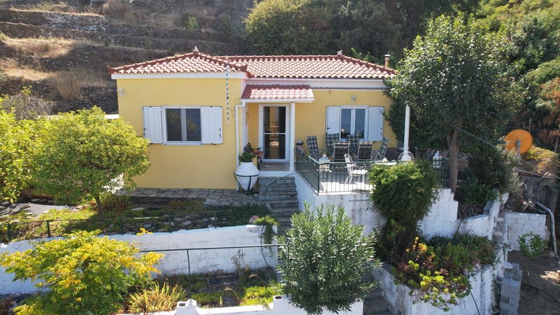 Villa in Agios Konstantinos - view 1