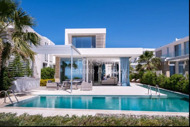 House in Pegeia - view 1