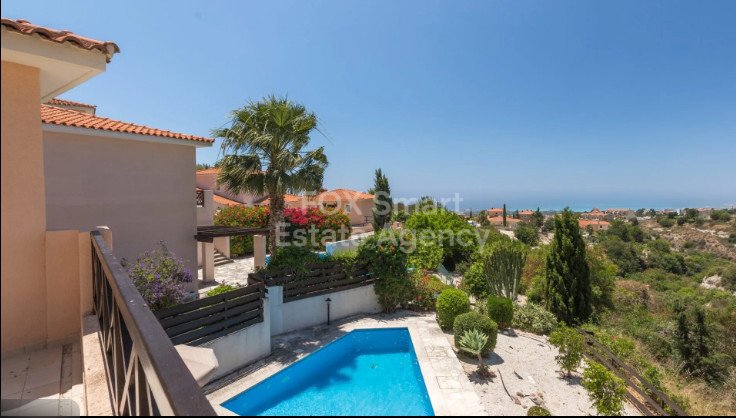 House in Tala - view 1