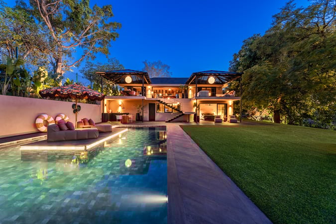 Villa in Guadalmina - view 1