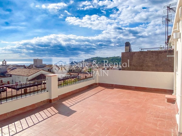House in Sant Feliu de Guixols - view 1