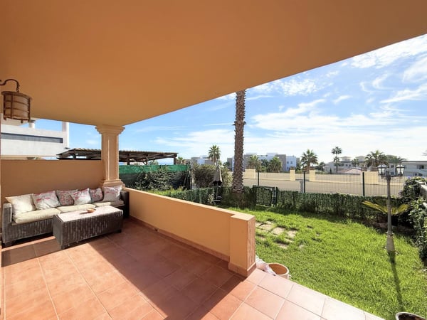 House in Estepona - view 1