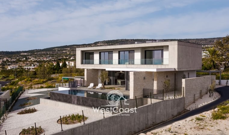 House in Pegeia - view 1