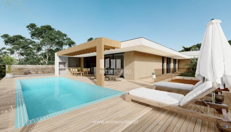 House in Viana do Castelo - view 1