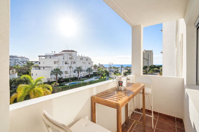 House in Estepona - view 1