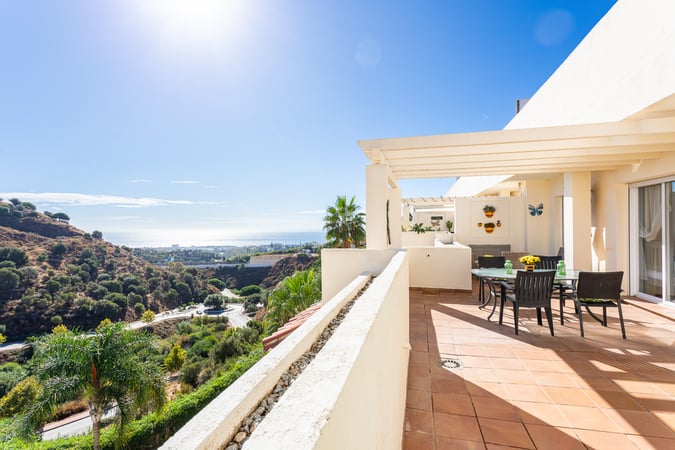 Penthouse in Sitio de Calahonda - view 1