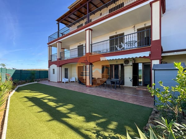 Apartment in Hortas - view 1