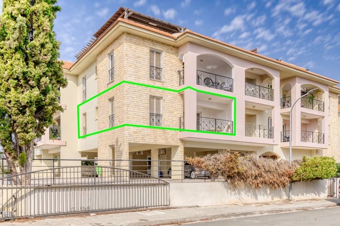 Apartment in Mazotos - view 1