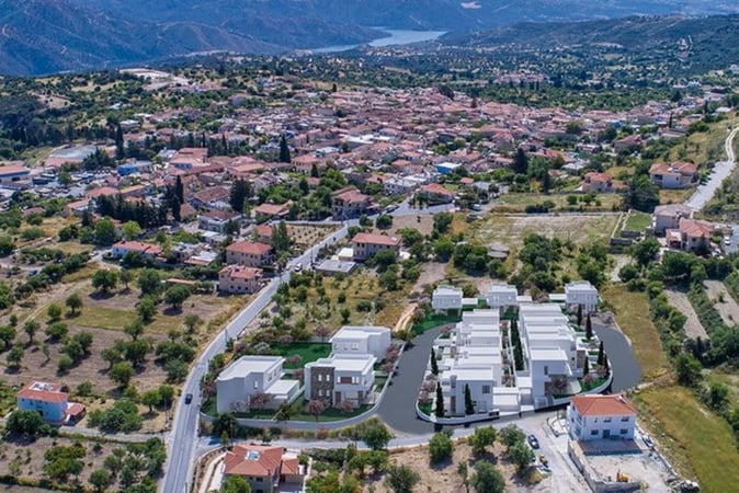 Villa in Pano Lefkara - view 1