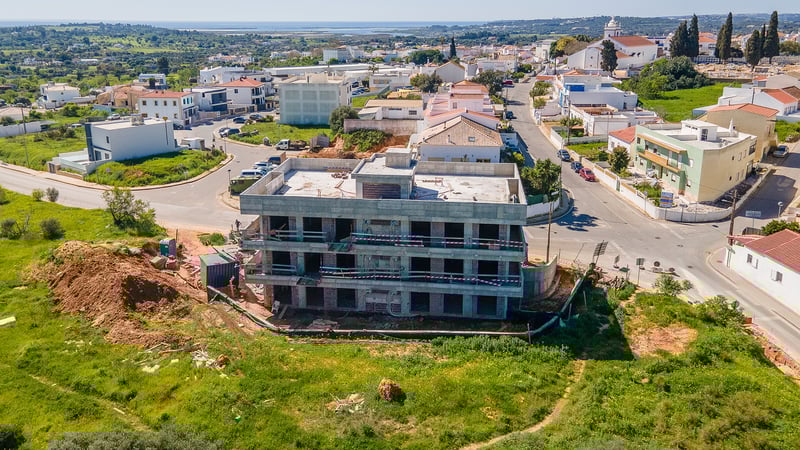 Apartment in Mexilhoeira Grande - view 1