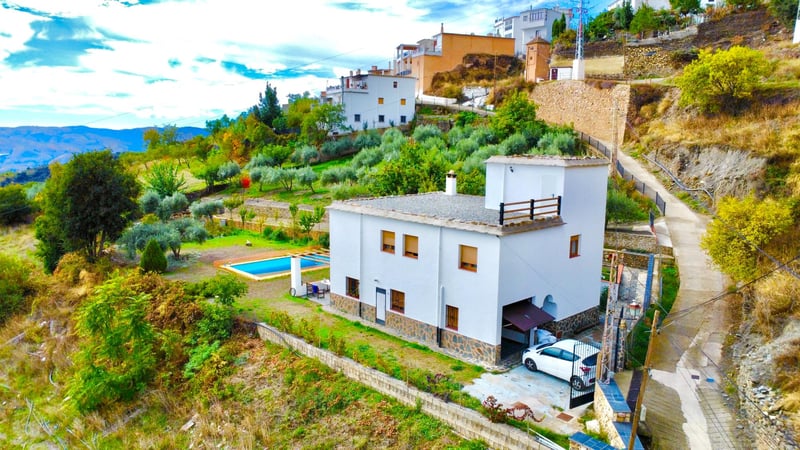 Villa in Alcutar - view 1