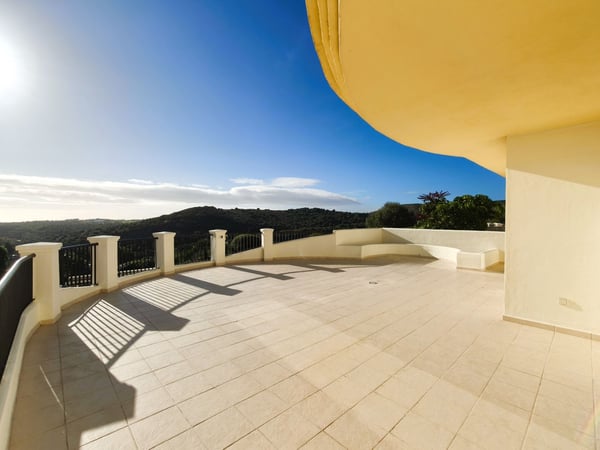 Apartment in Urbanizacion San Roque Club - view 1