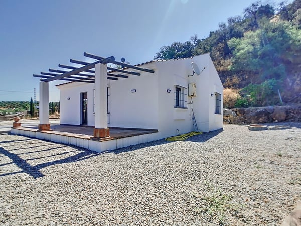 Villa in Coin - view 1