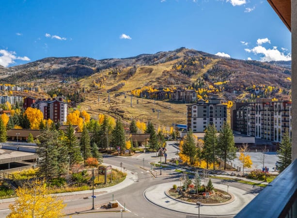 House in Steamboat II - view 1