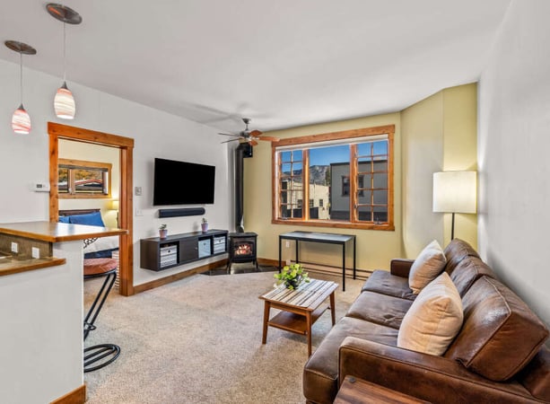 House in City of Steamboat Springs - view 1