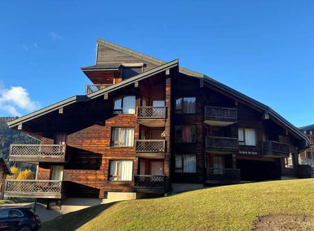 Apartment in Les Gets - view 1